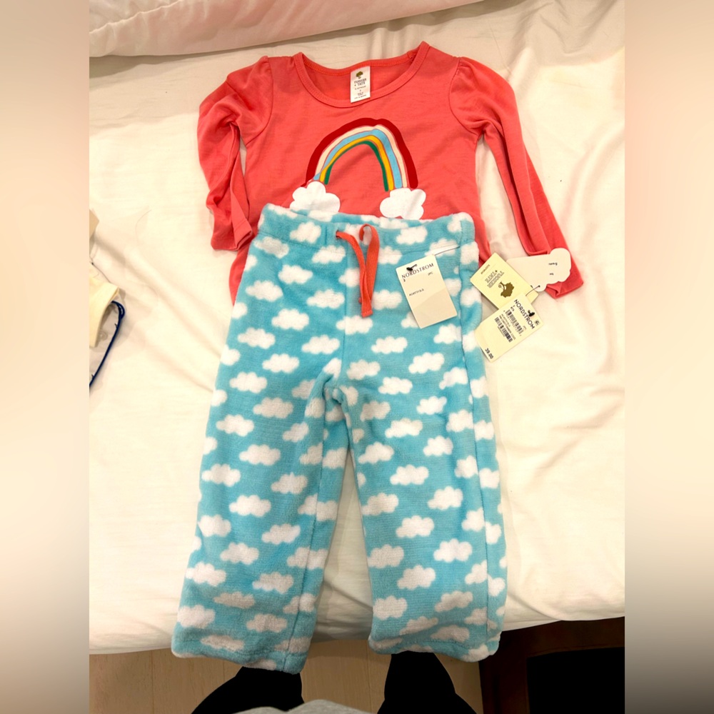NWT Tucker tate winter pajama set